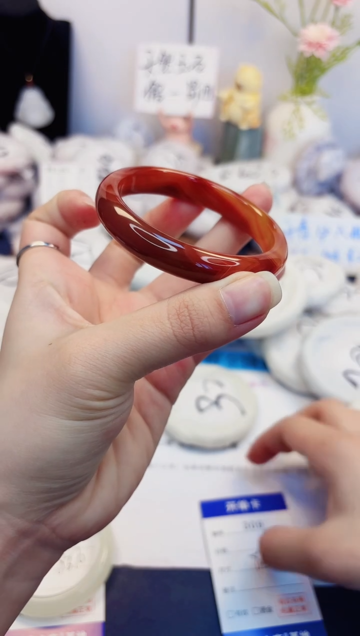 【闪购商品】石英质玉手镯未镶嵌309-玛瑙-圈口56