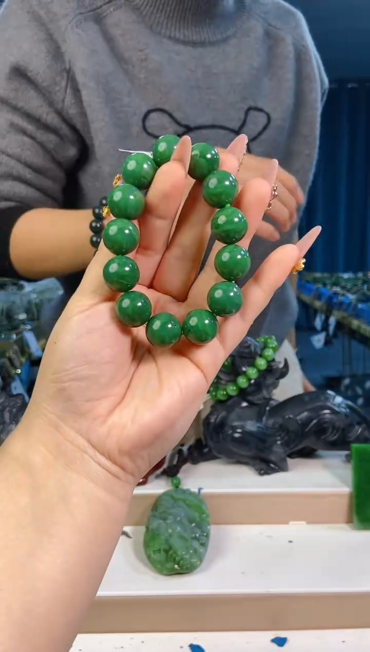 【闪购商品】和田玉挂件未镶嵌1