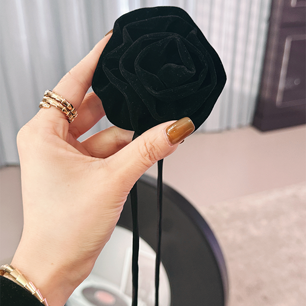 非金属布艺项链 LUXURYMEMO【刘熊熊】玫瑰花手工手腕花项链腰绳