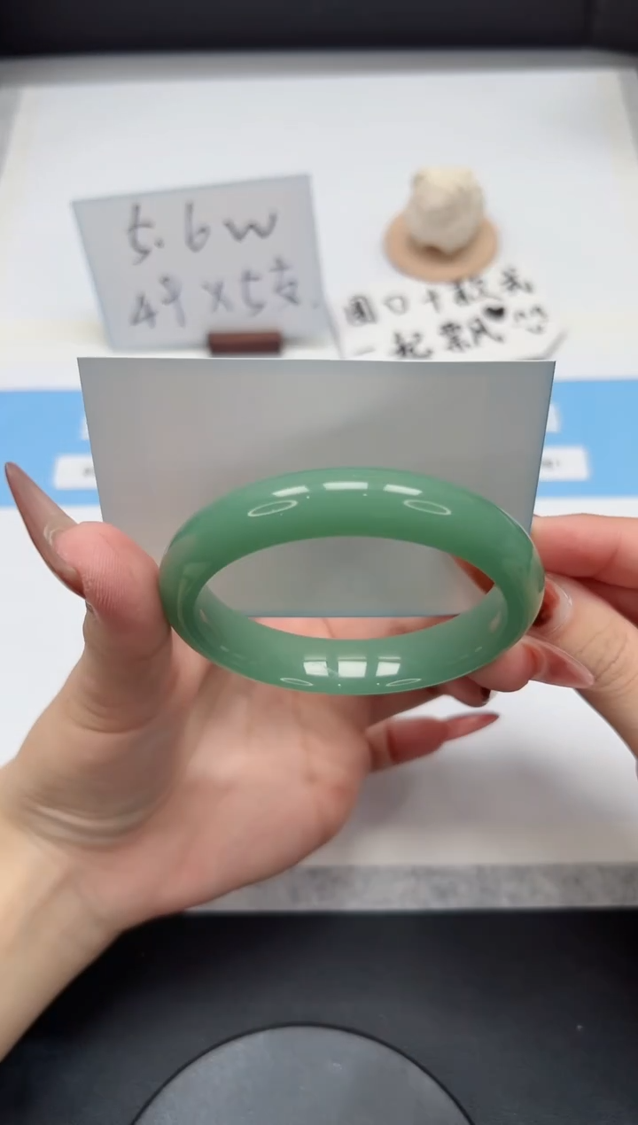 【闪购商品】石英质玉手镯未镶嵌186/东陵57.1