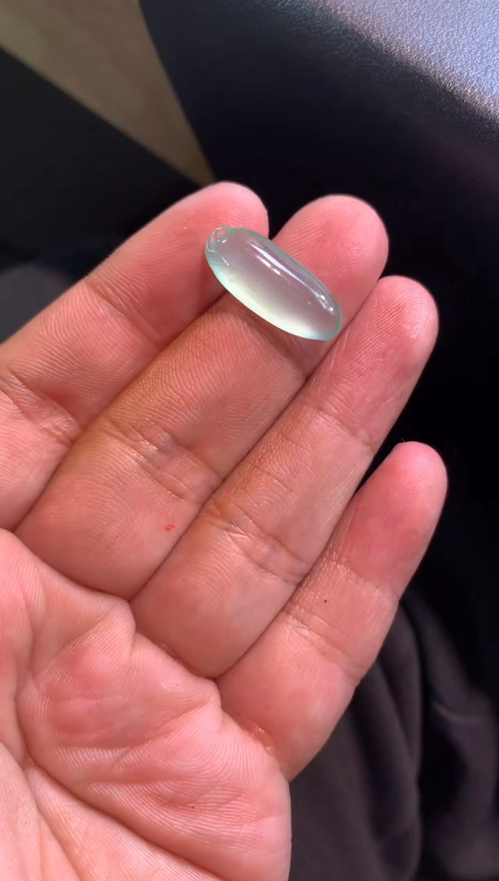 【闪购商品】翡翠颈饰未镶嵌瓜