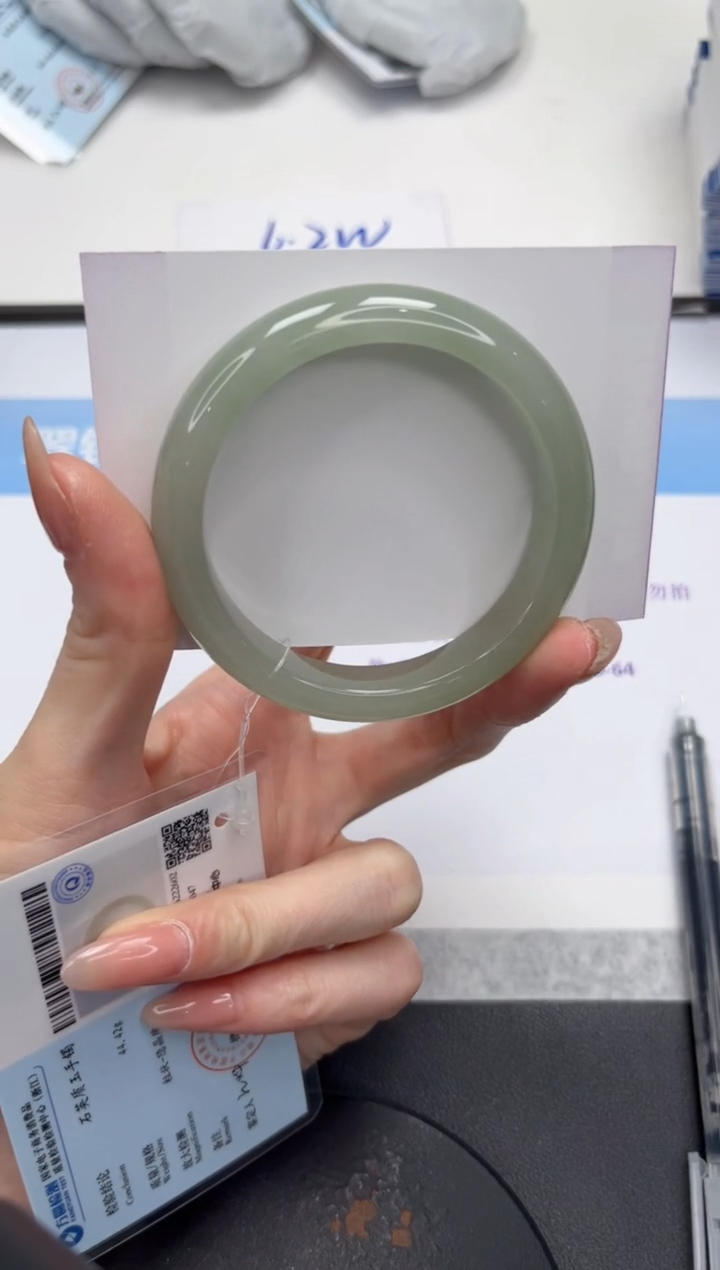 石英质玉手镯未镶嵌V329-54.5