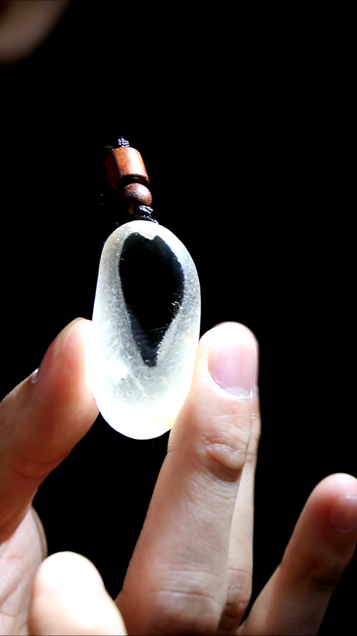 吊坠(赠链)未镶嵌水晶水晶