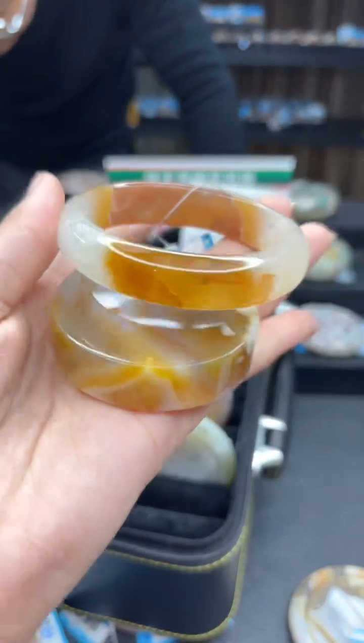 【闪购商品】石英质玉手镯未镶嵌908（60圈赠送镯心）