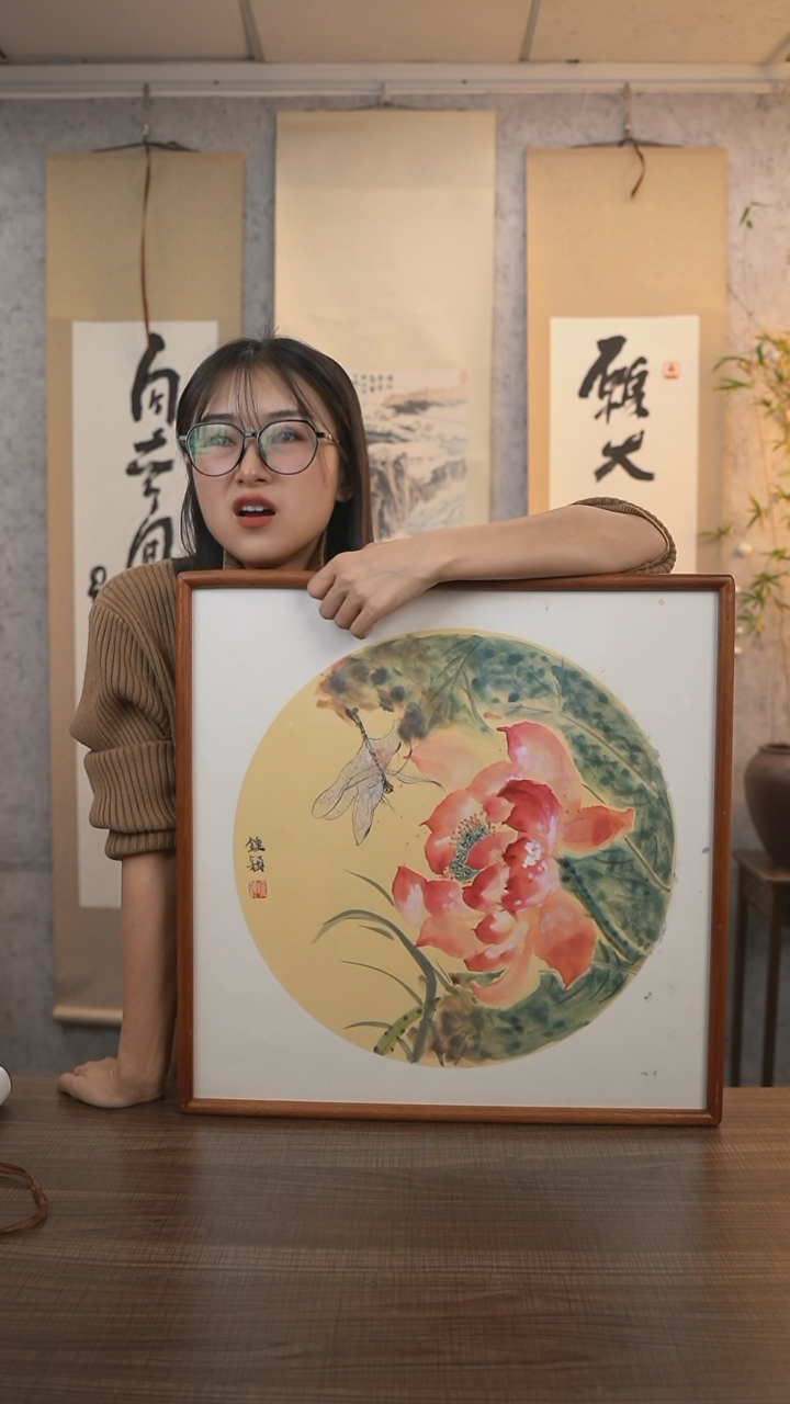 【闪购商品】国画钟颖《荷花》带框50*50 hk