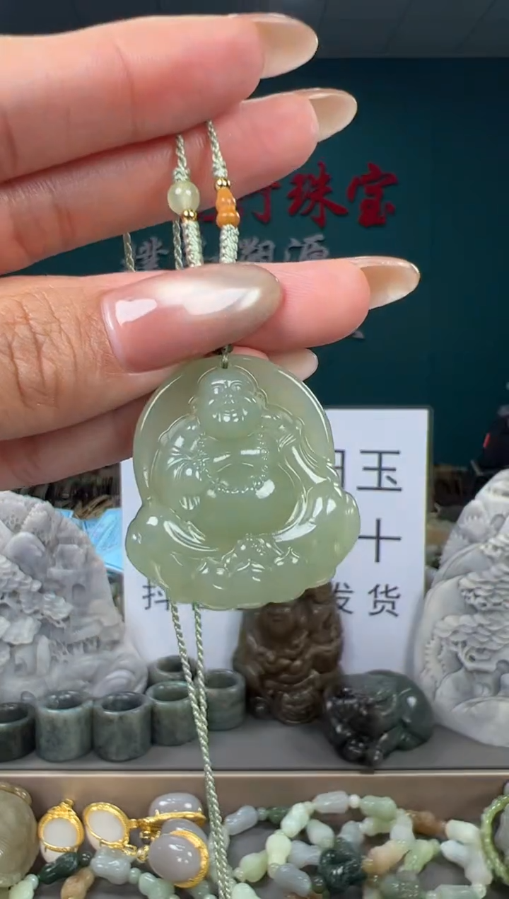 颈饰未镶嵌和田玉和田玉