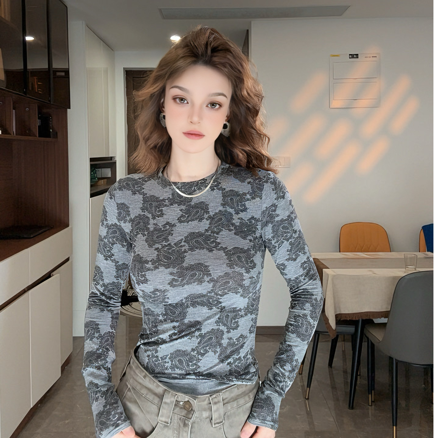 艾尼菲裸感亲肤天丝羊毛腰果花印花圆领软弹针织打底衫时尚百搭