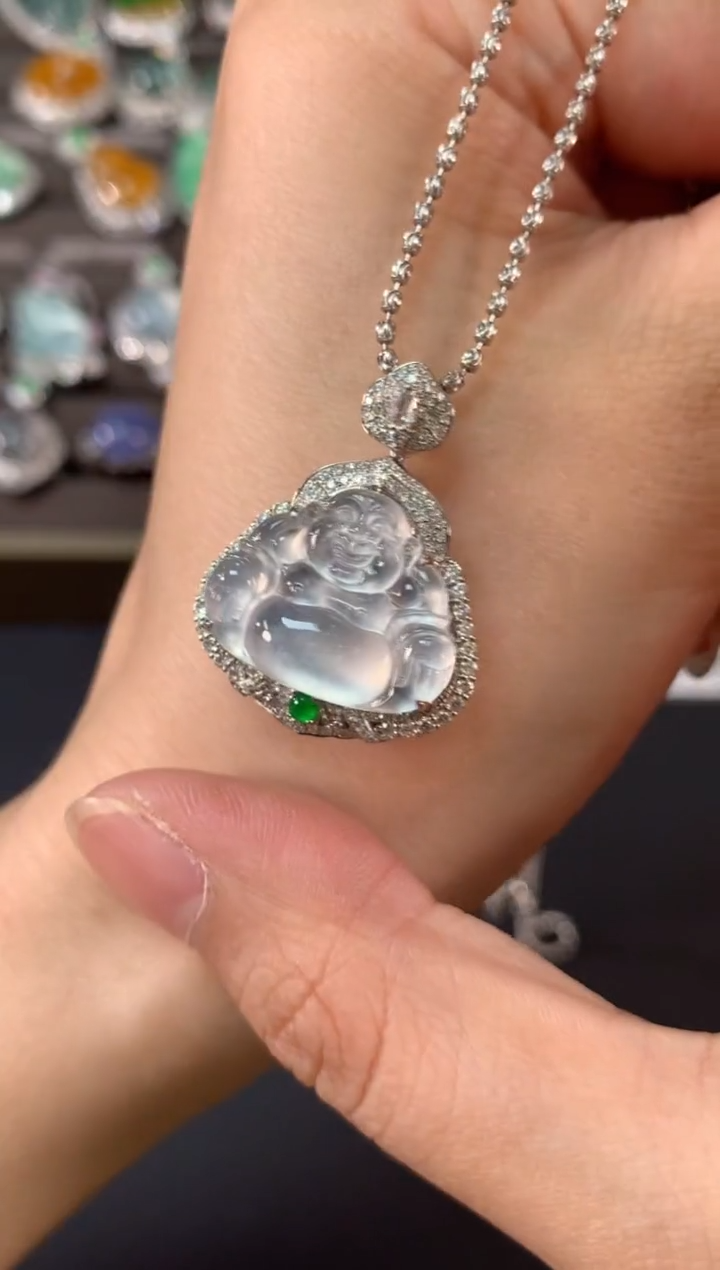 【闪购商品】翡翠吊坠(不含链)18K金镶嵌B666|24800