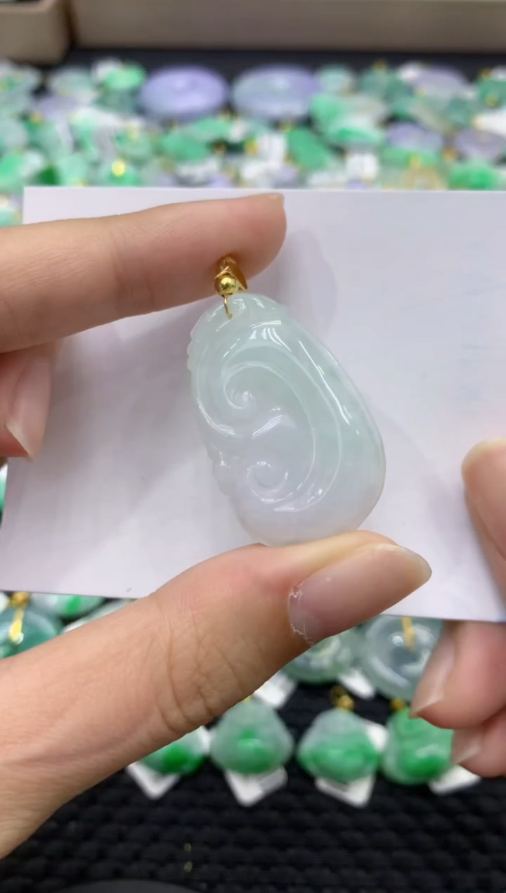 颈饰未镶嵌翡翠天然缅甸翡翠A货