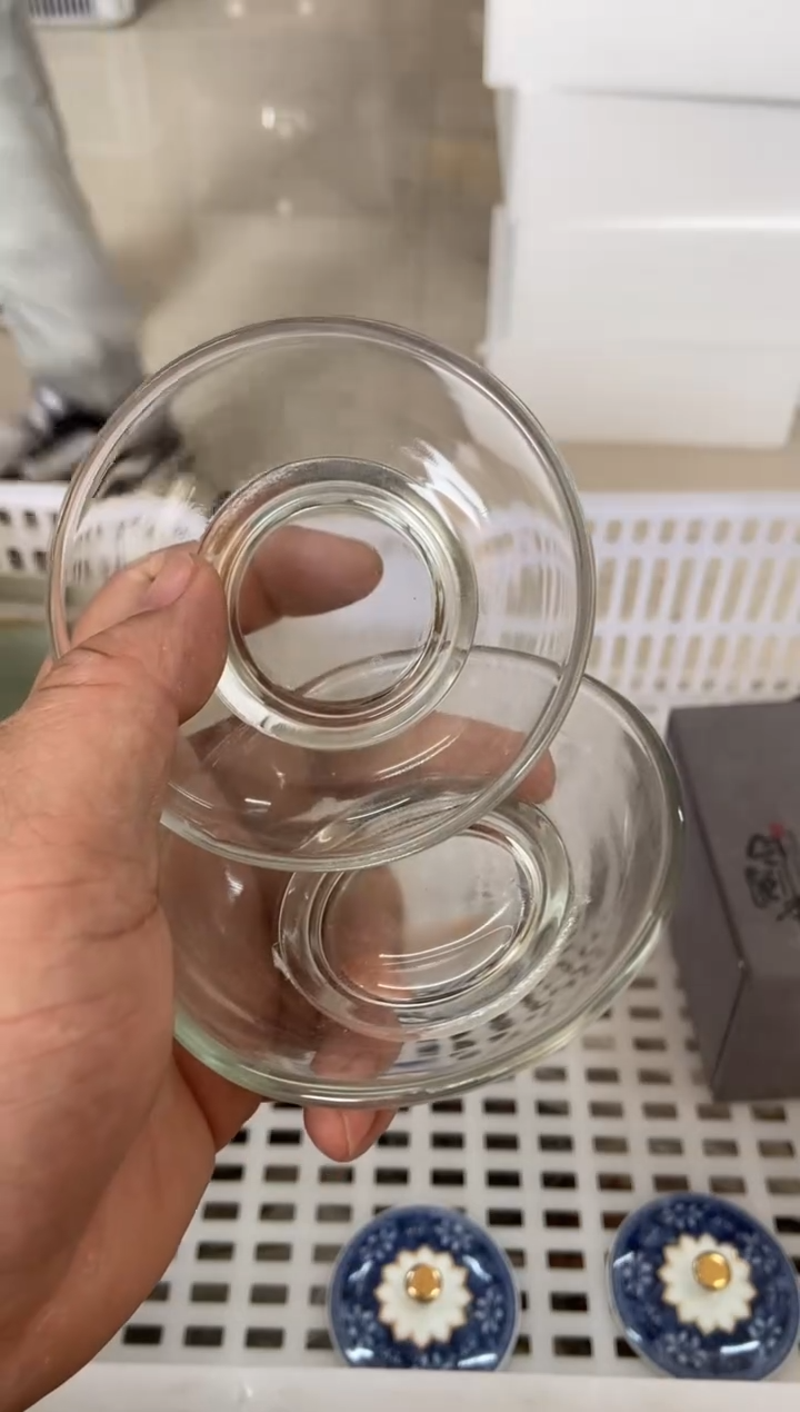 杯无运费险有瑕疵的摄影的产品有使用过的痕迹有点脏介意勿拍