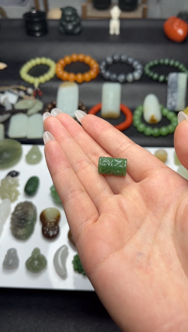 颈饰未镶嵌和田玉颈饰多样性拍一发一