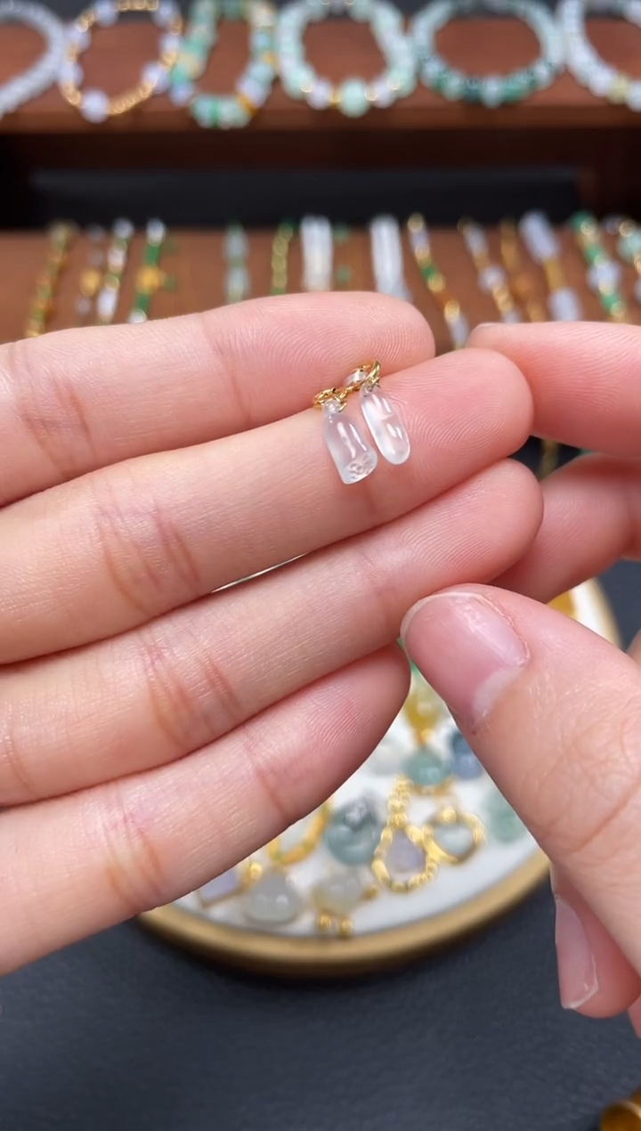 【闪购商品】翡翠吊坠(不含链)18K金镶嵌2个   JK478