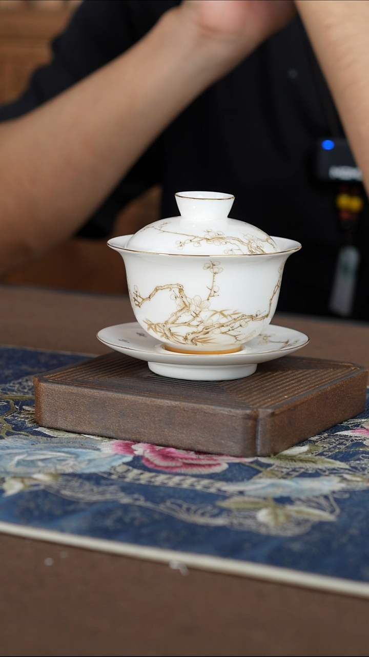 【梅花-盖碗】【15西泠礼盒】