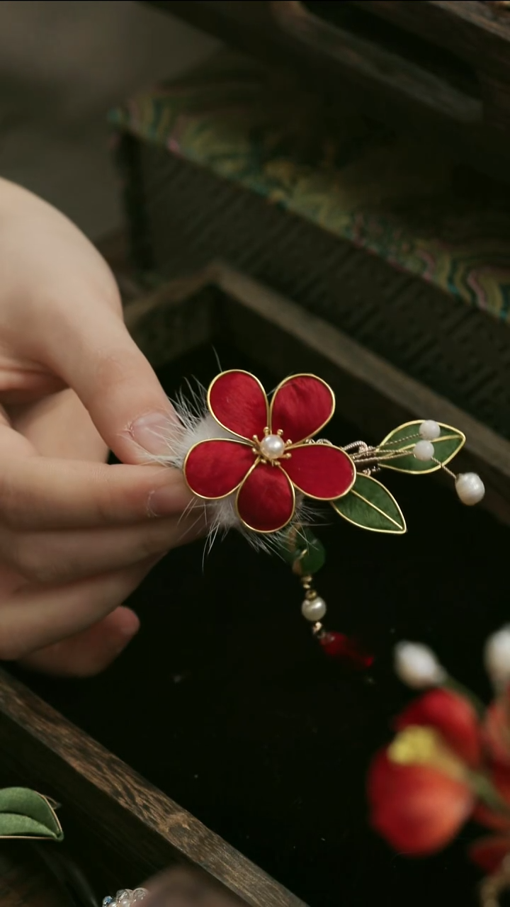 刺绣湘传礼纯手工发夹