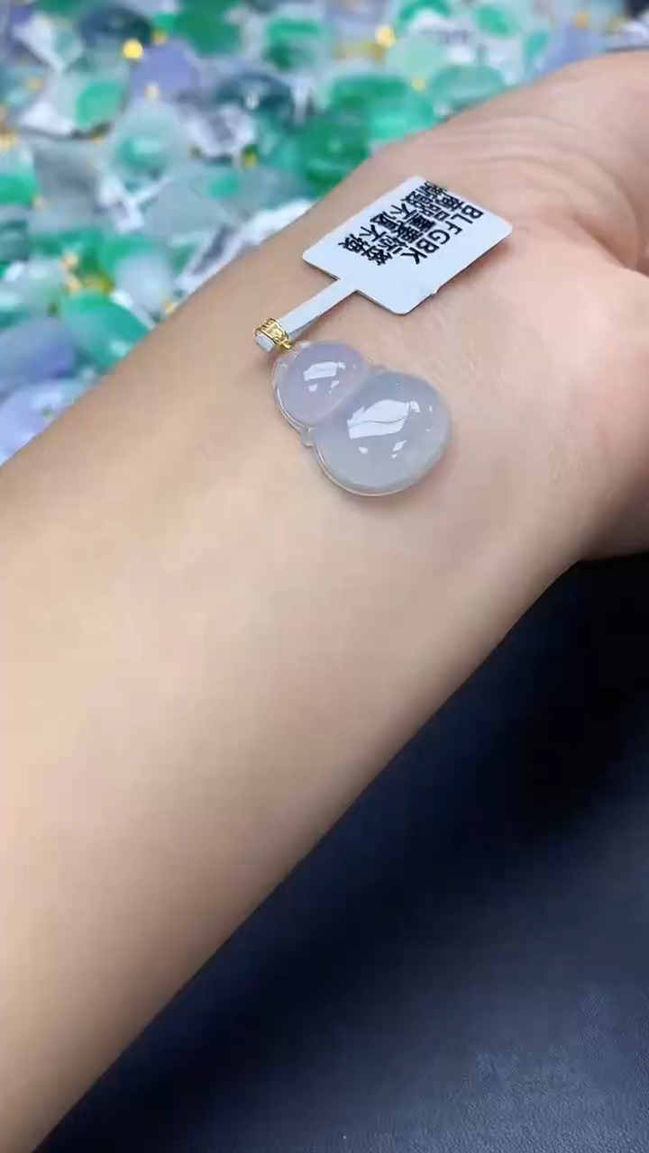 翡翠未镶嵌颈饰天然缅甸a货翡翠