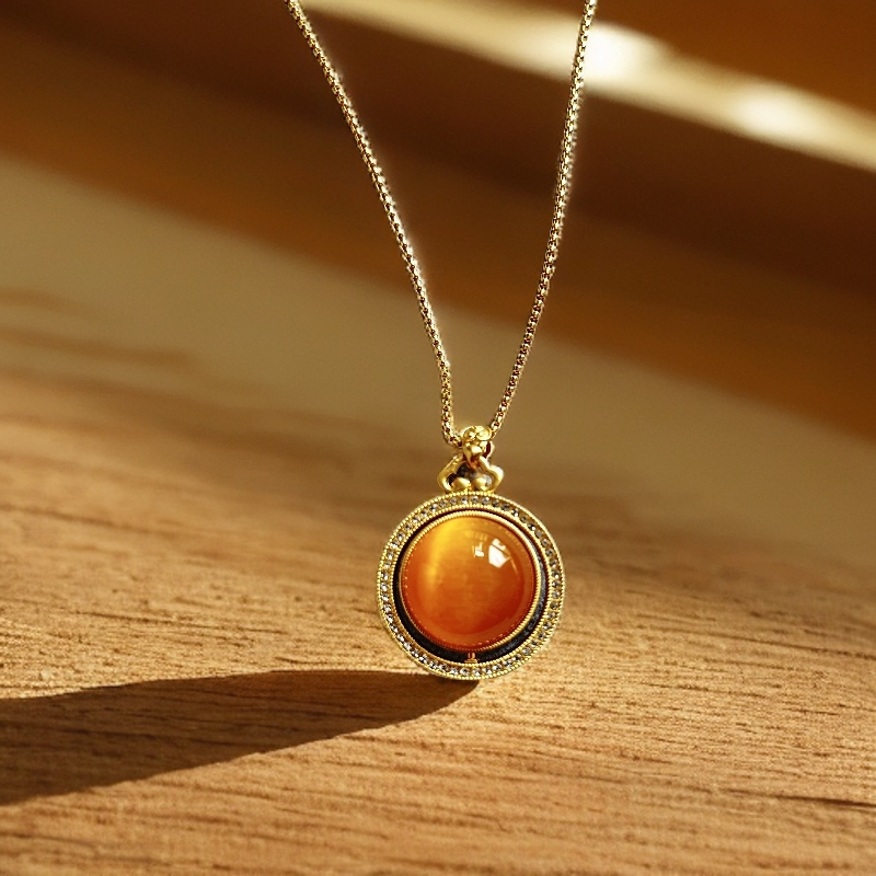 B112-精品时尚国际奢饰瑰宝黄色佛公吊坠配礼盒配链子