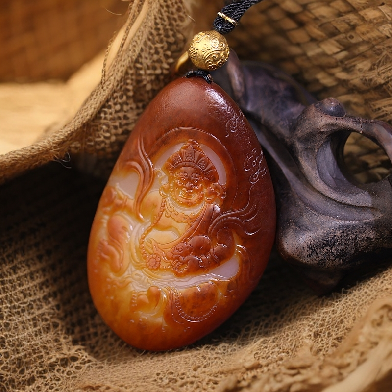 【新疆马爷珠宝】子料红沁黄财神挂件把件