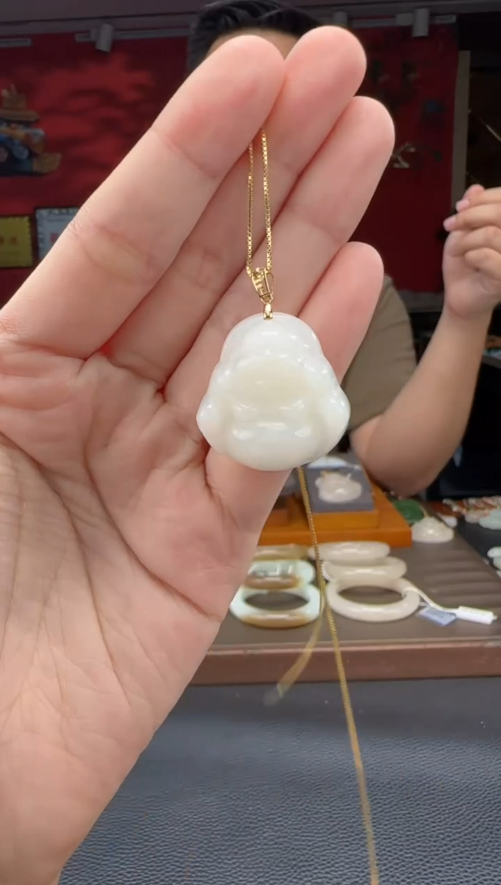 和田玉18K金镶嵌颈饰白玉佛公