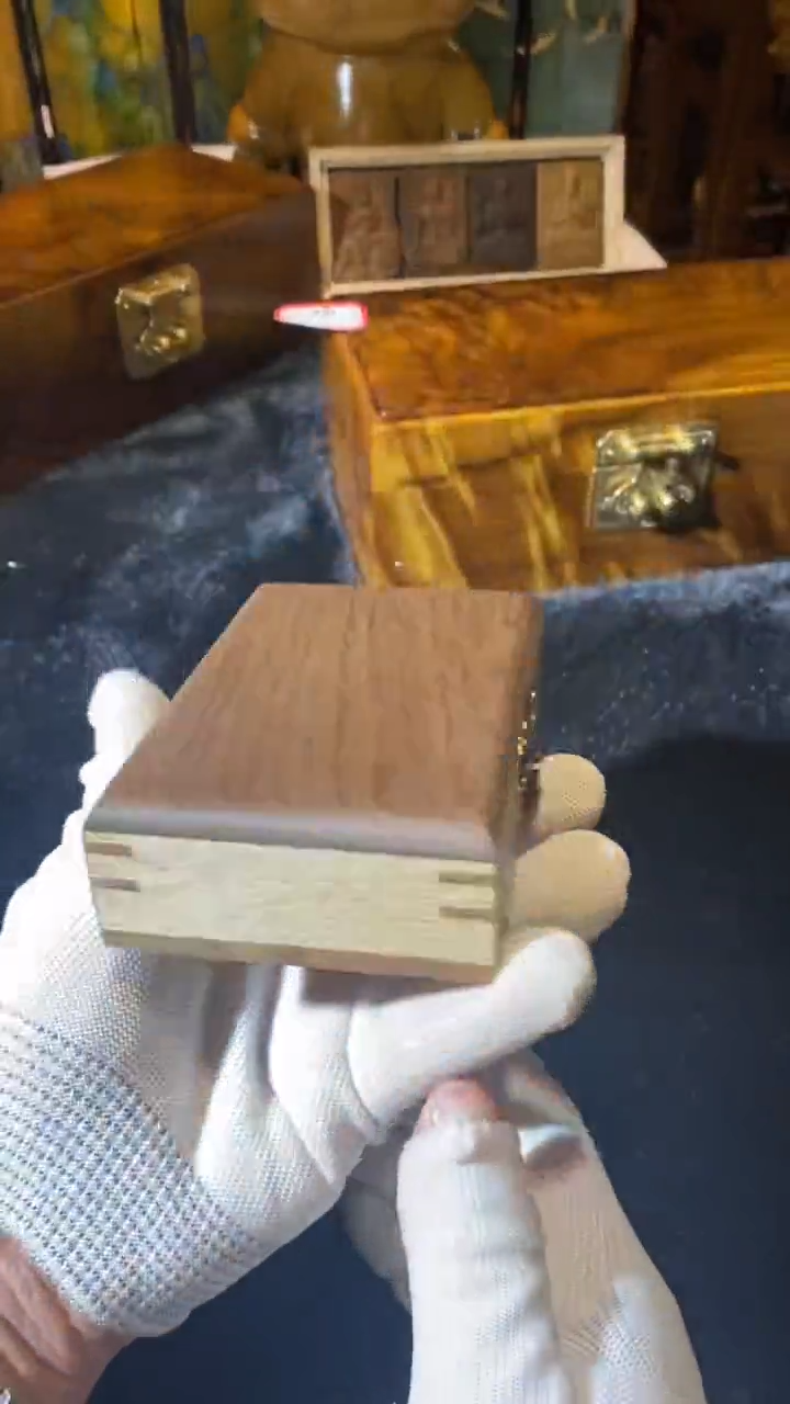 金丝楠170金丝楠木制品薄烟盒（无漆