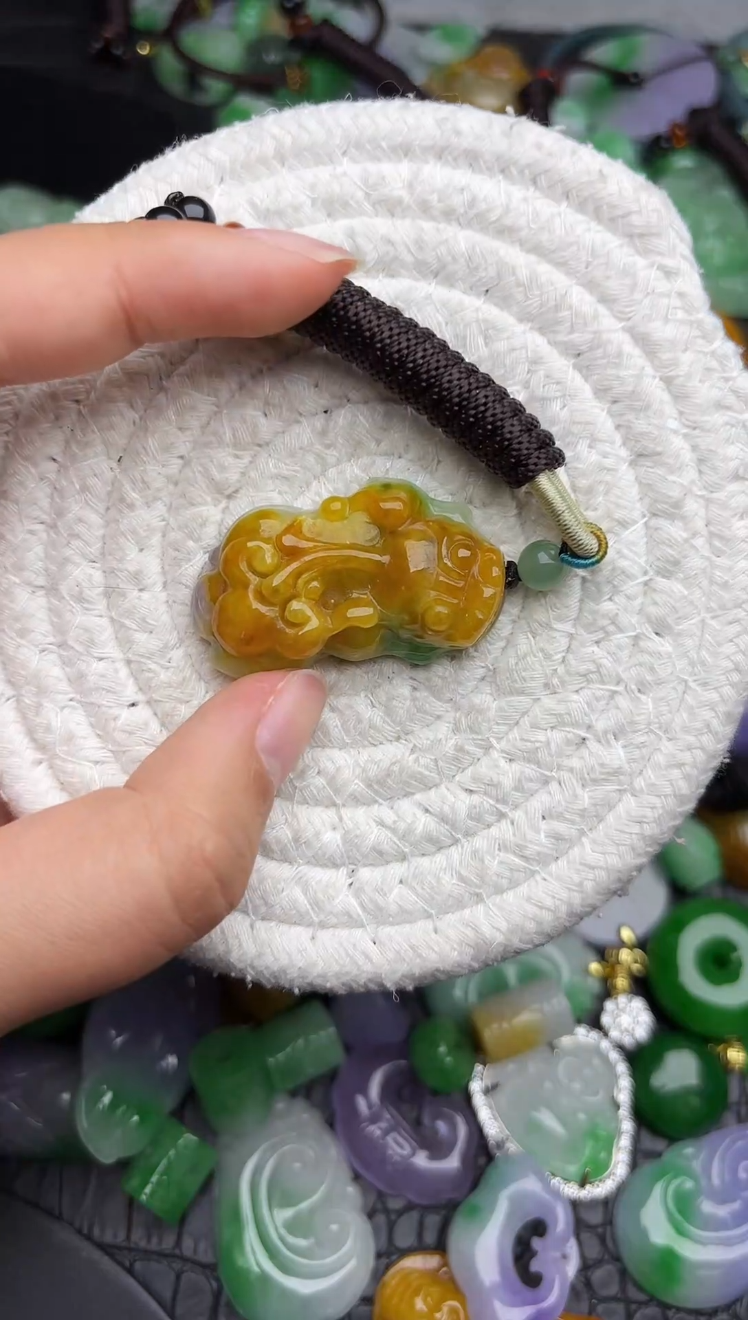 颈饰未镶嵌翡翠缅甸翡翠吊坠