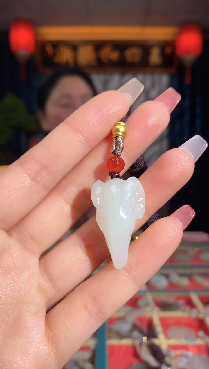 【闪购商品】和田玉颈饰未镶嵌羊