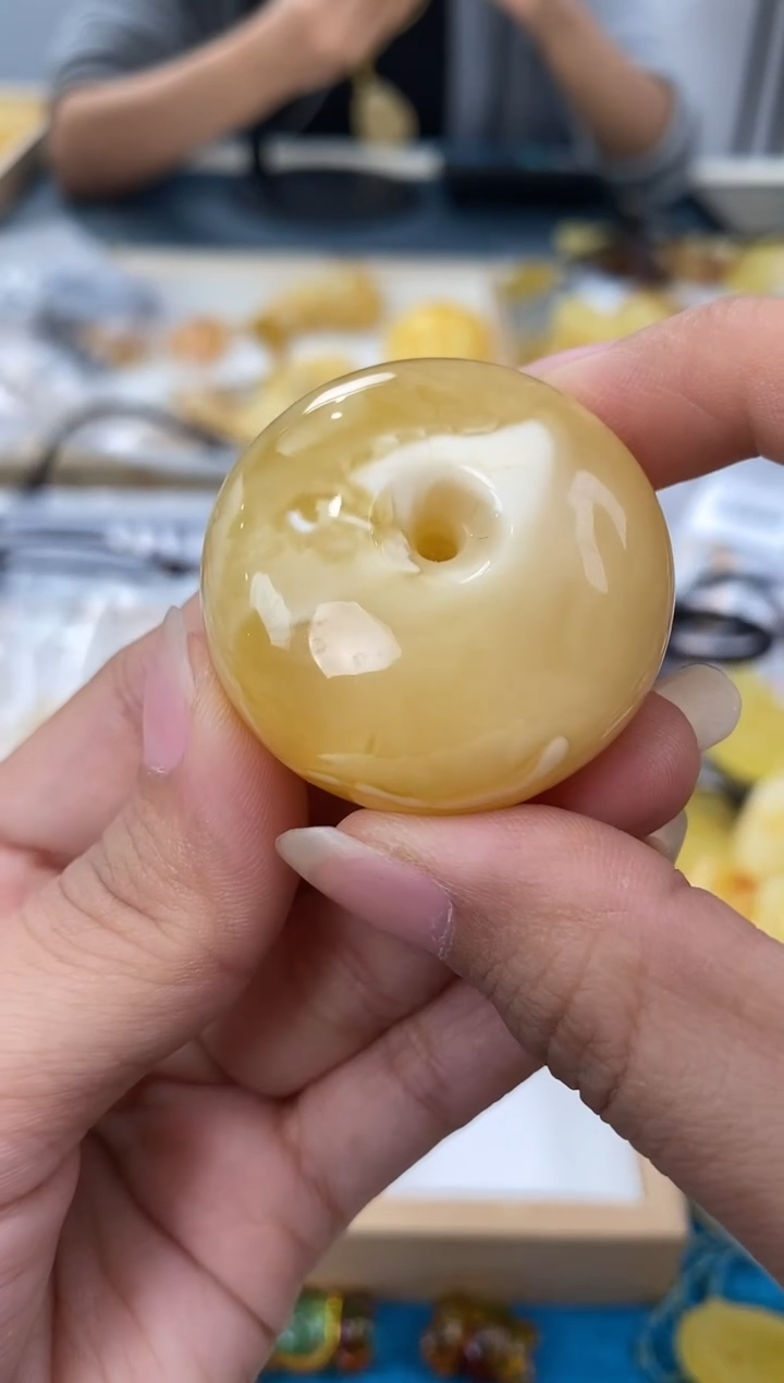 未镶嵌琥珀裸石天然琥珀蜜蜡