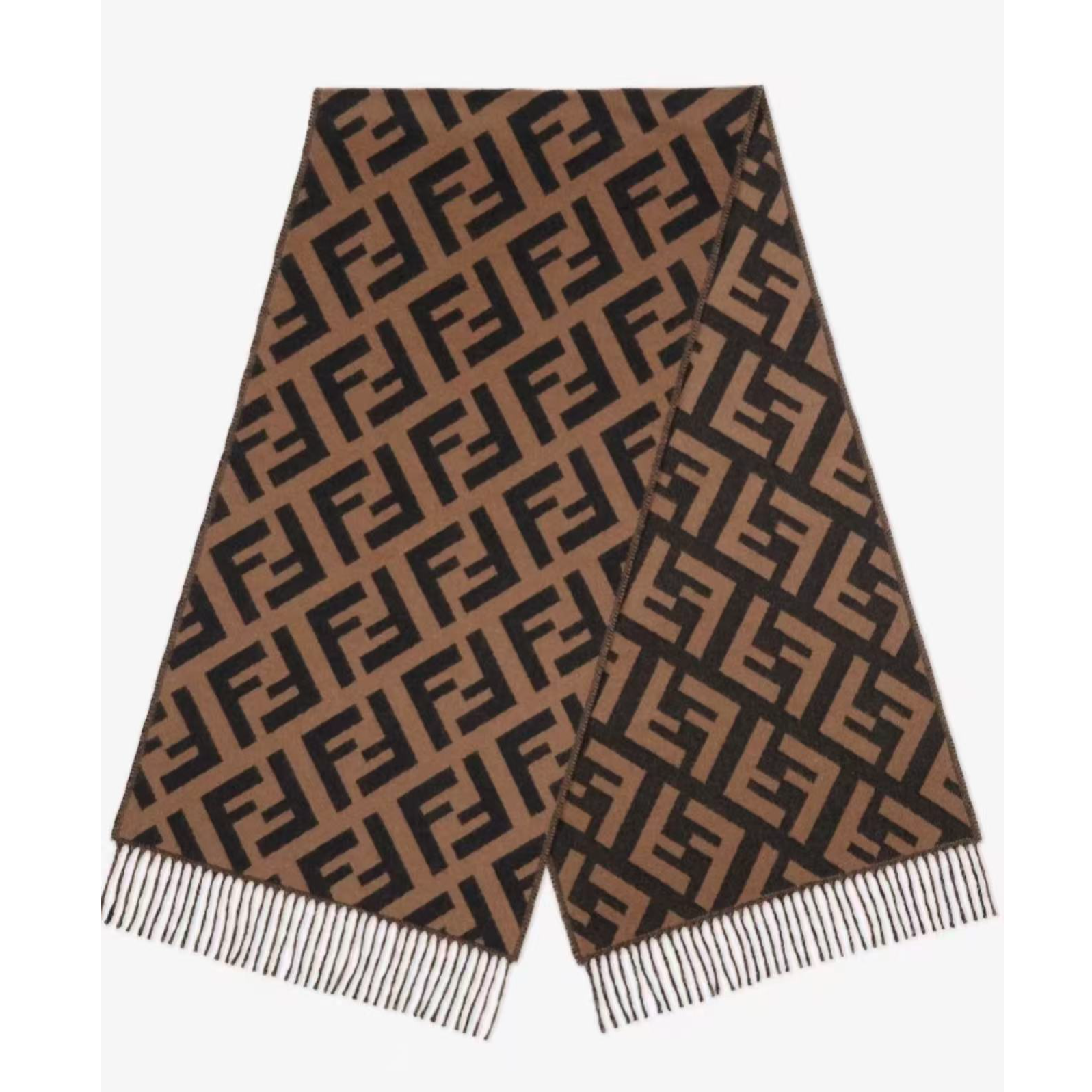 未使用 FENDI/芬迪 /青奢荟/芬迪秋冬流苏围巾披肩///////