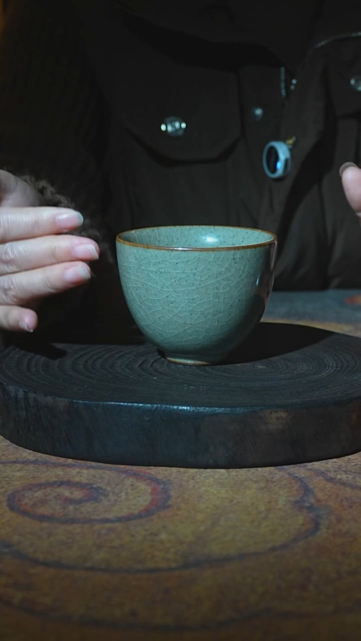 草木灰鸡心杯     