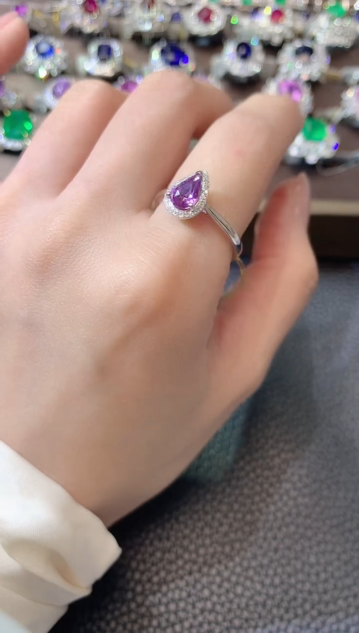 【闪购商品】蓝宝石戒指18K金镶嵌D112