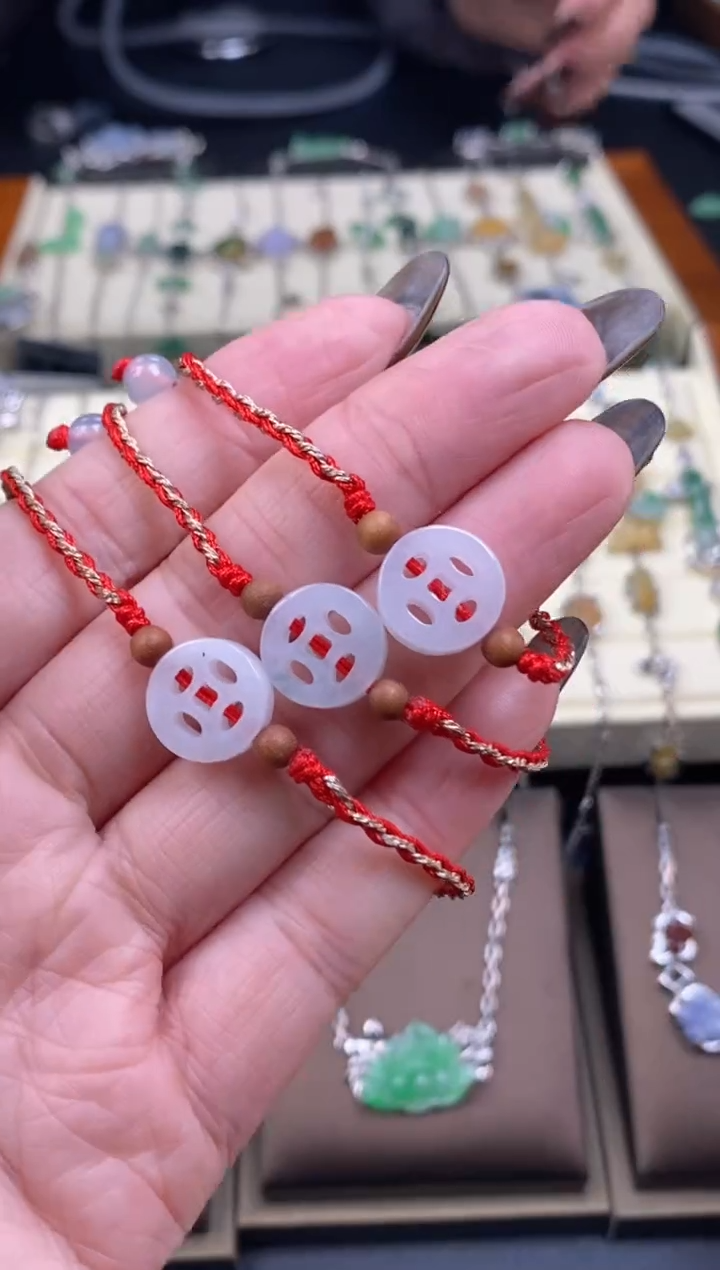 颈饰未镶嵌翡翠净货多样性发其一15343