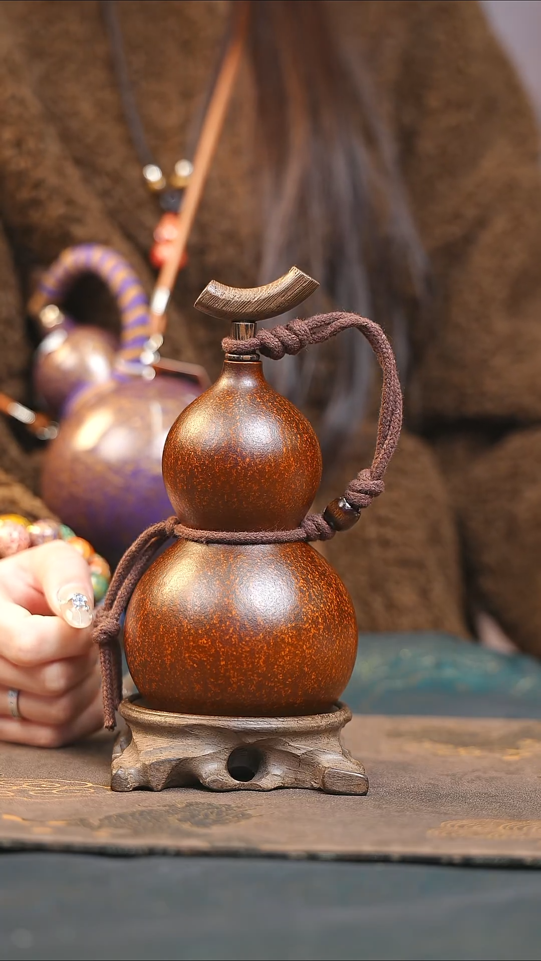 【闪购商品】XF180大漆酒葫芦不包手串及旋转底座