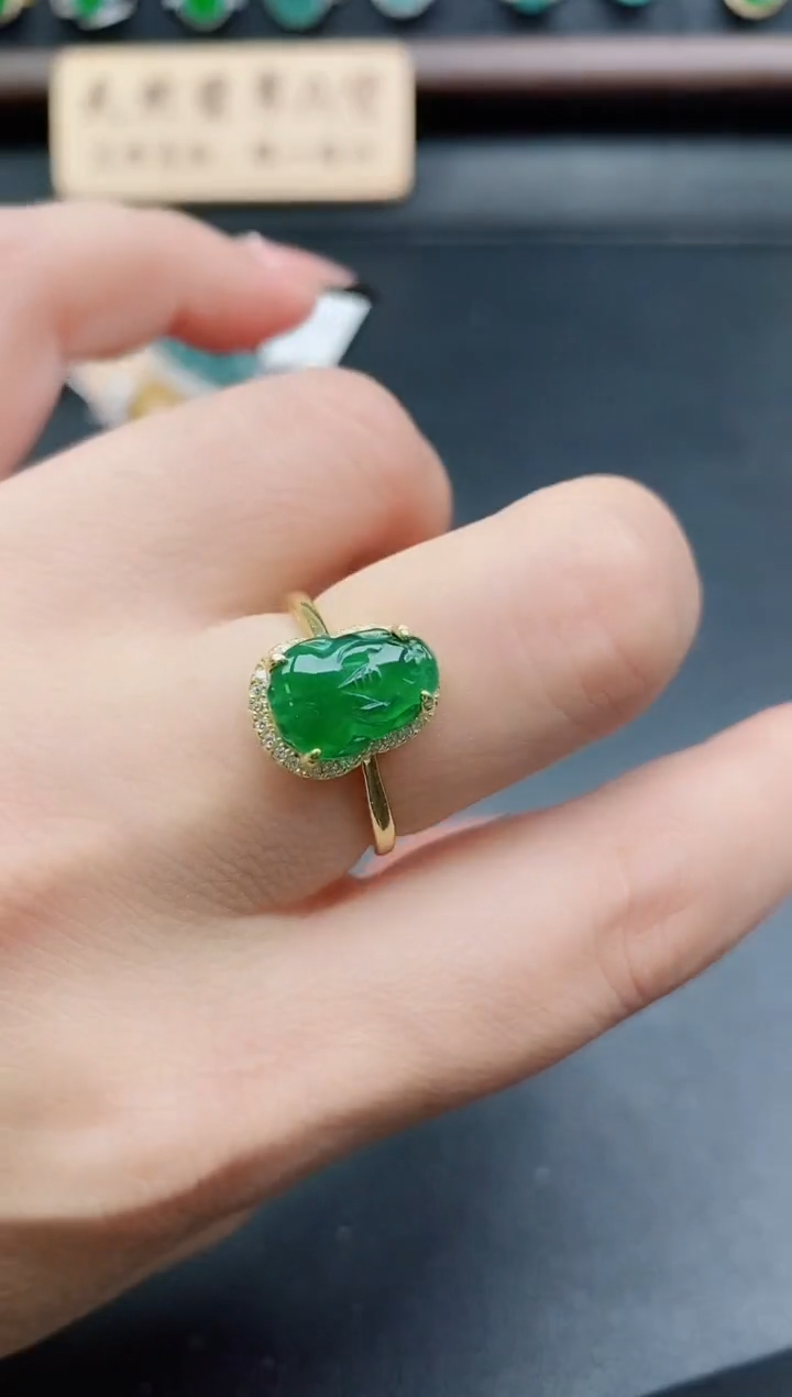 银S925镶嵌戒指翡翠1