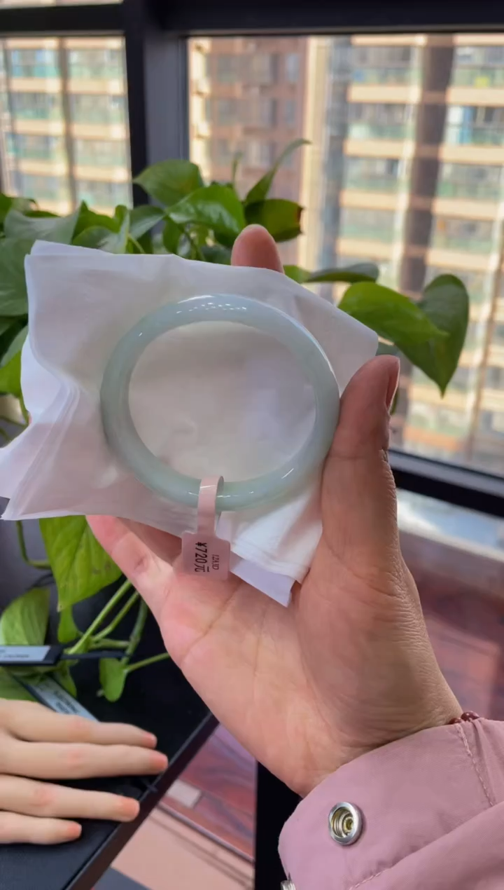 【闪购商品】翡翠手镯未镶嵌手镯19