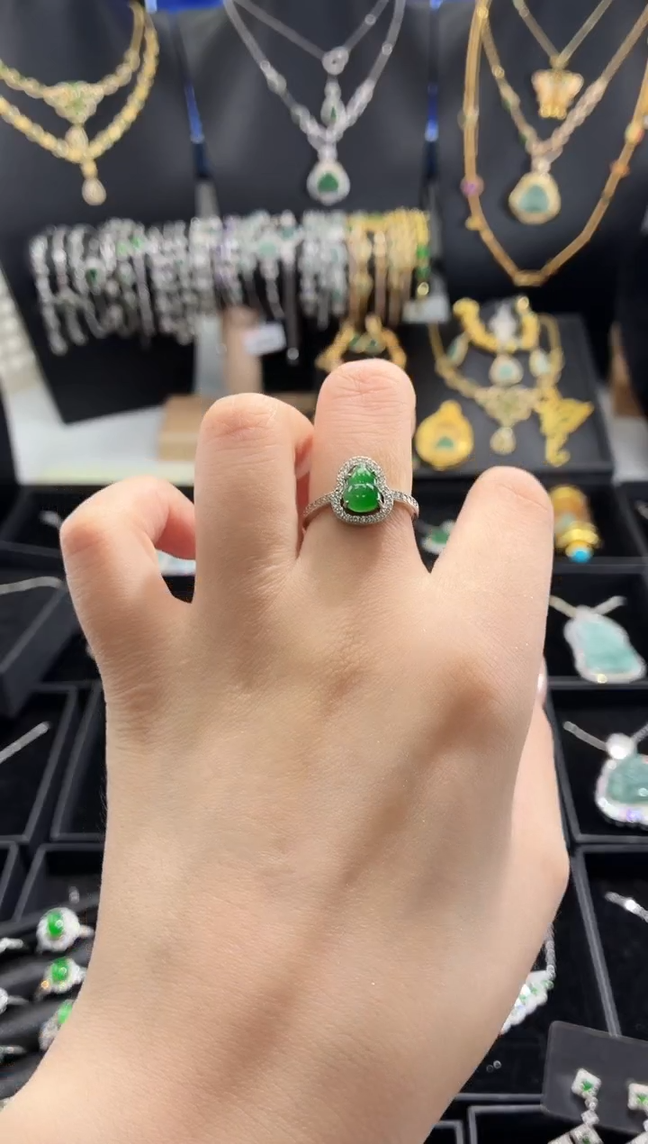 翡翠戒指未镶嵌戒指