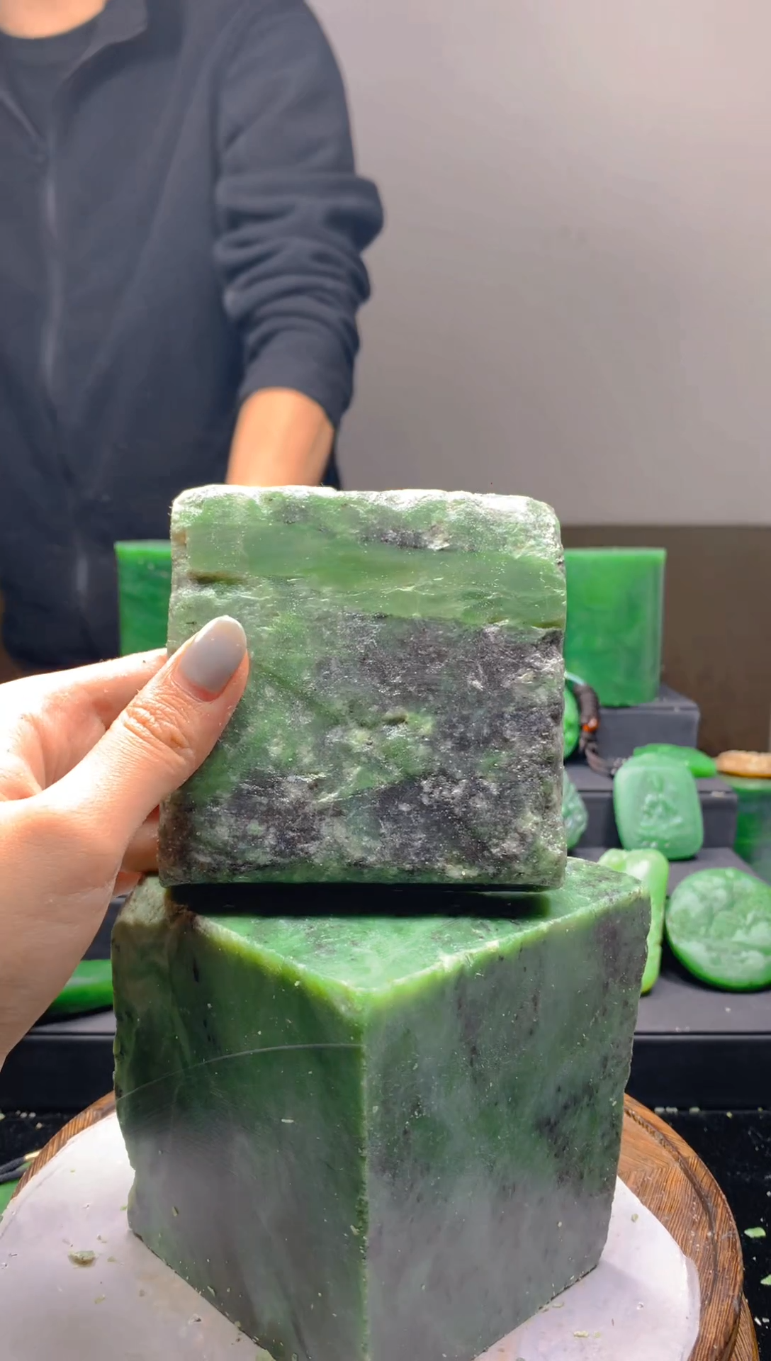 未镶嵌和田玉珠宝半成品1