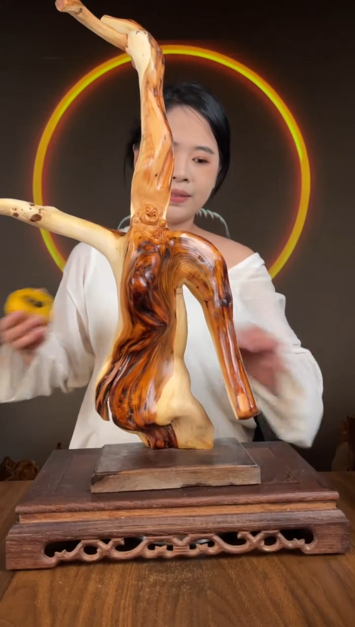 【闪购商品】柏木（崖柏）手工摆件,先抢先得!