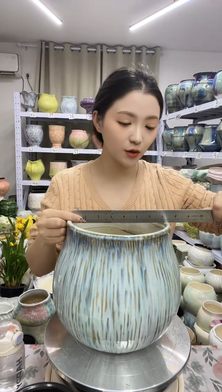 【12.7号】  花盆  高 ： 23   口：18