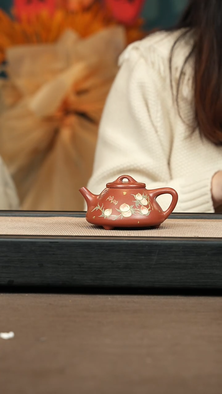 【闪购商品】紫砂茶壶【P088】石瓢120c