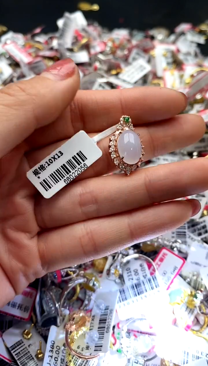 【闪购商品】翡翠戒指银S925镶嵌6666666    4