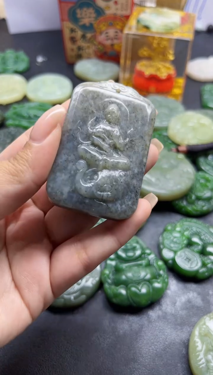 【闪购商品】和田玉颈饰未镶嵌1111