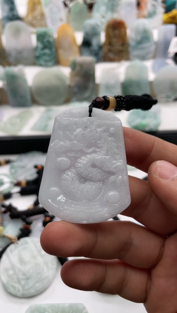 【闪购商品】翡翠颈饰未镶嵌..../1/15/185