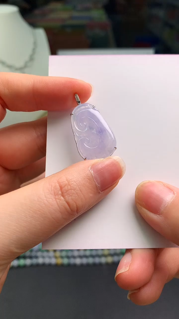【闪购商品】翡翠颈饰18K金镶嵌翡翠如意|不退不换