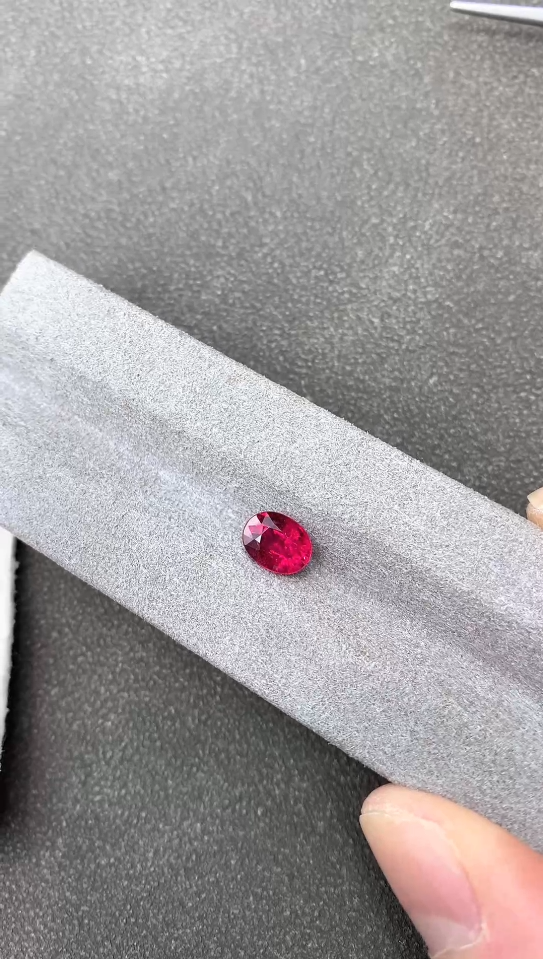 【闪购商品】碧玺裸石未镶嵌1.47克拉 鸽血红卢比莱碧玺