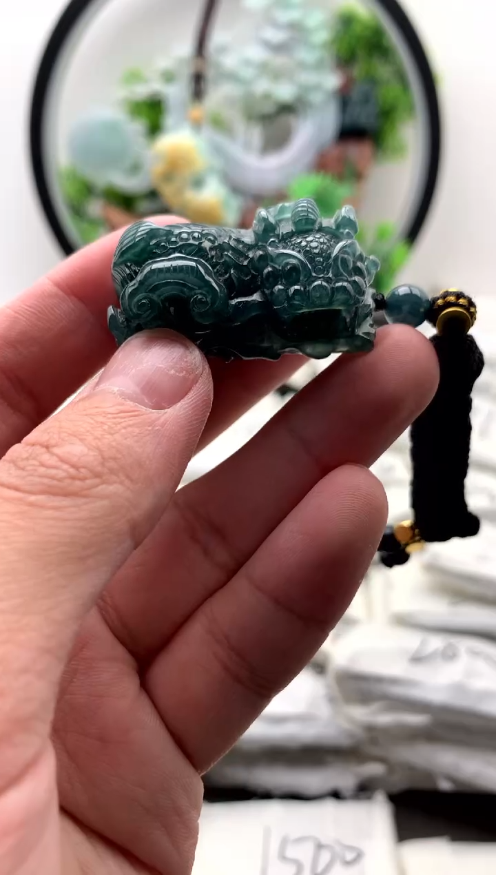 【闪购商品】翡翠颈饰未镶嵌貔貅吊坠