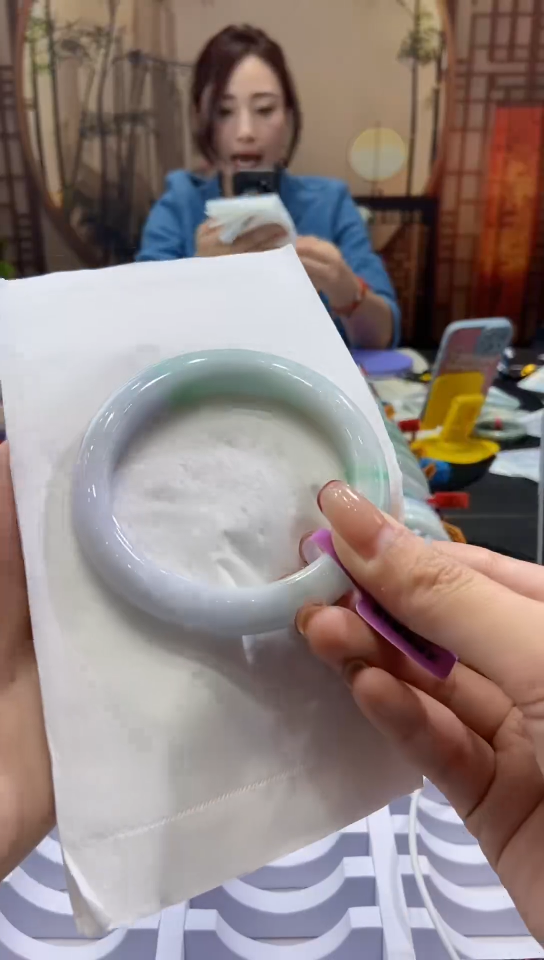 【闪购商品】翡翠手镯未镶嵌00010590