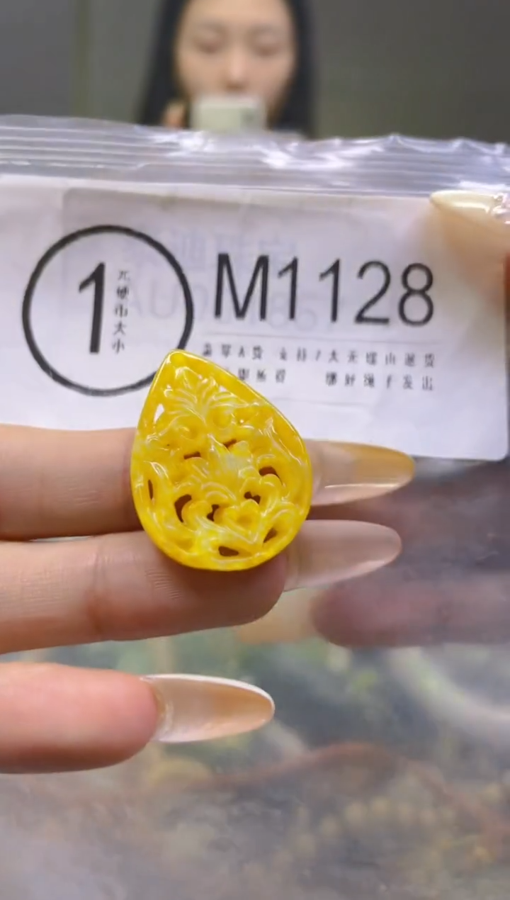 翡翠未镶嵌颈饰/M/翡翠A货一图一物