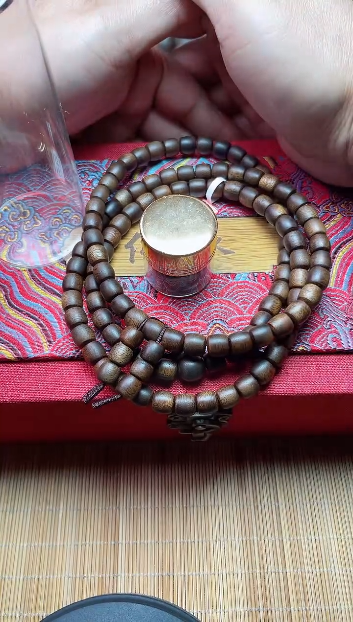 【闪购商品】沉香手串海南乌身圆叶沉水B08158120