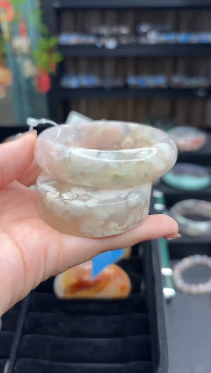 【闪购商品】石英质玉手镯未镶嵌685（55圈赠送镯心）