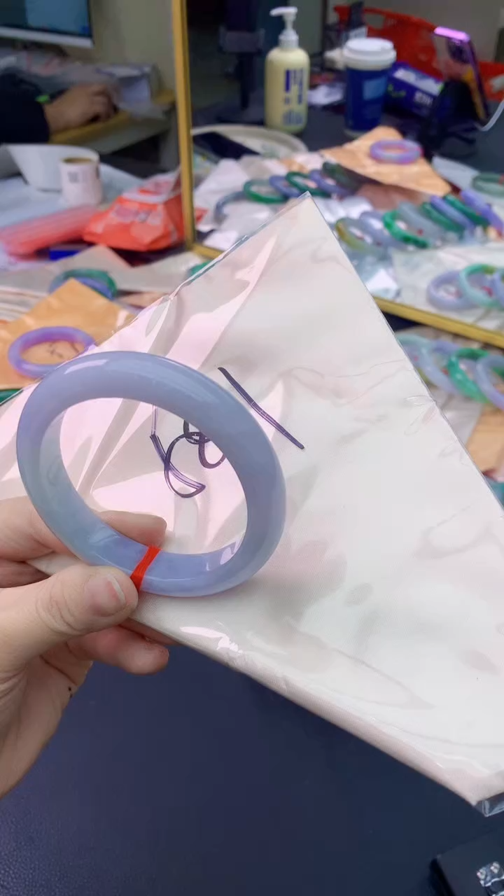 【闪购商品】翡翠手镯未镶嵌0515601123