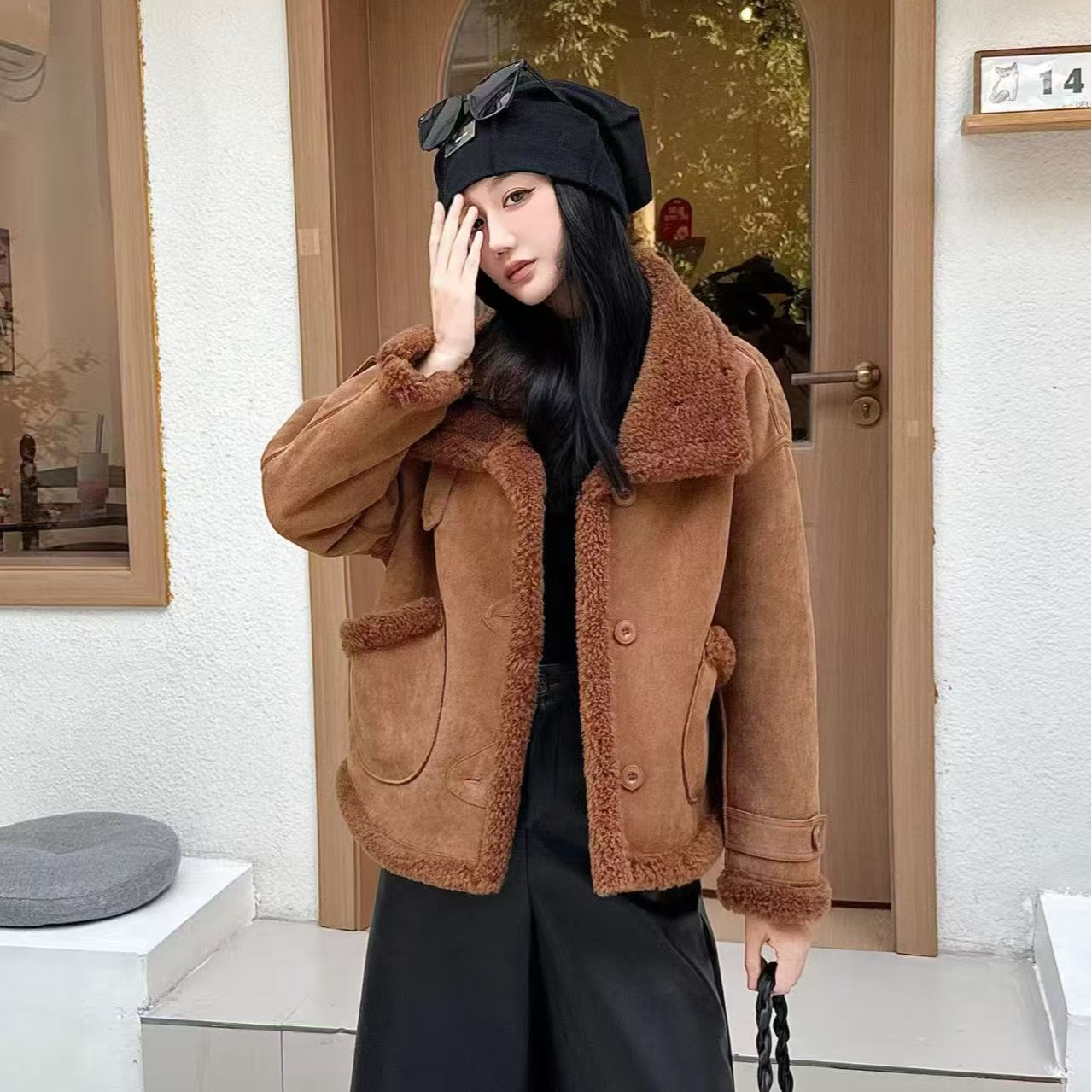 【锦衣服饰】YYBS 901韩系时尚排扣短款皮毛一体外套